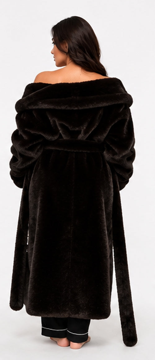 The Hauzer Robe